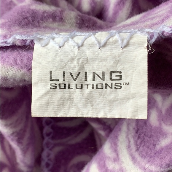 EUC sleep sheet/throw - Picture 3 of 4